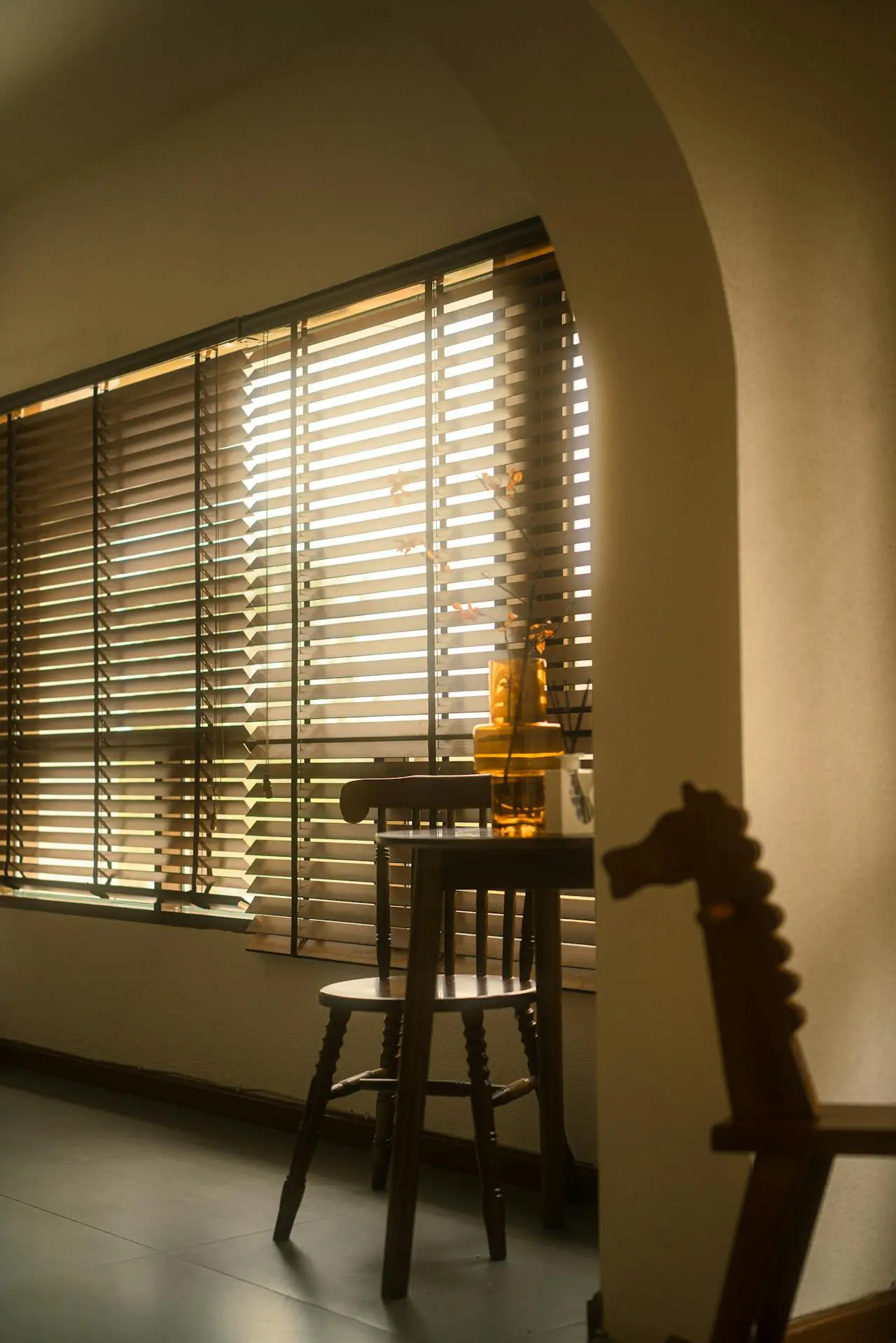 Żaluzje laminowane (25 mm, 50 mm) — przykład 3