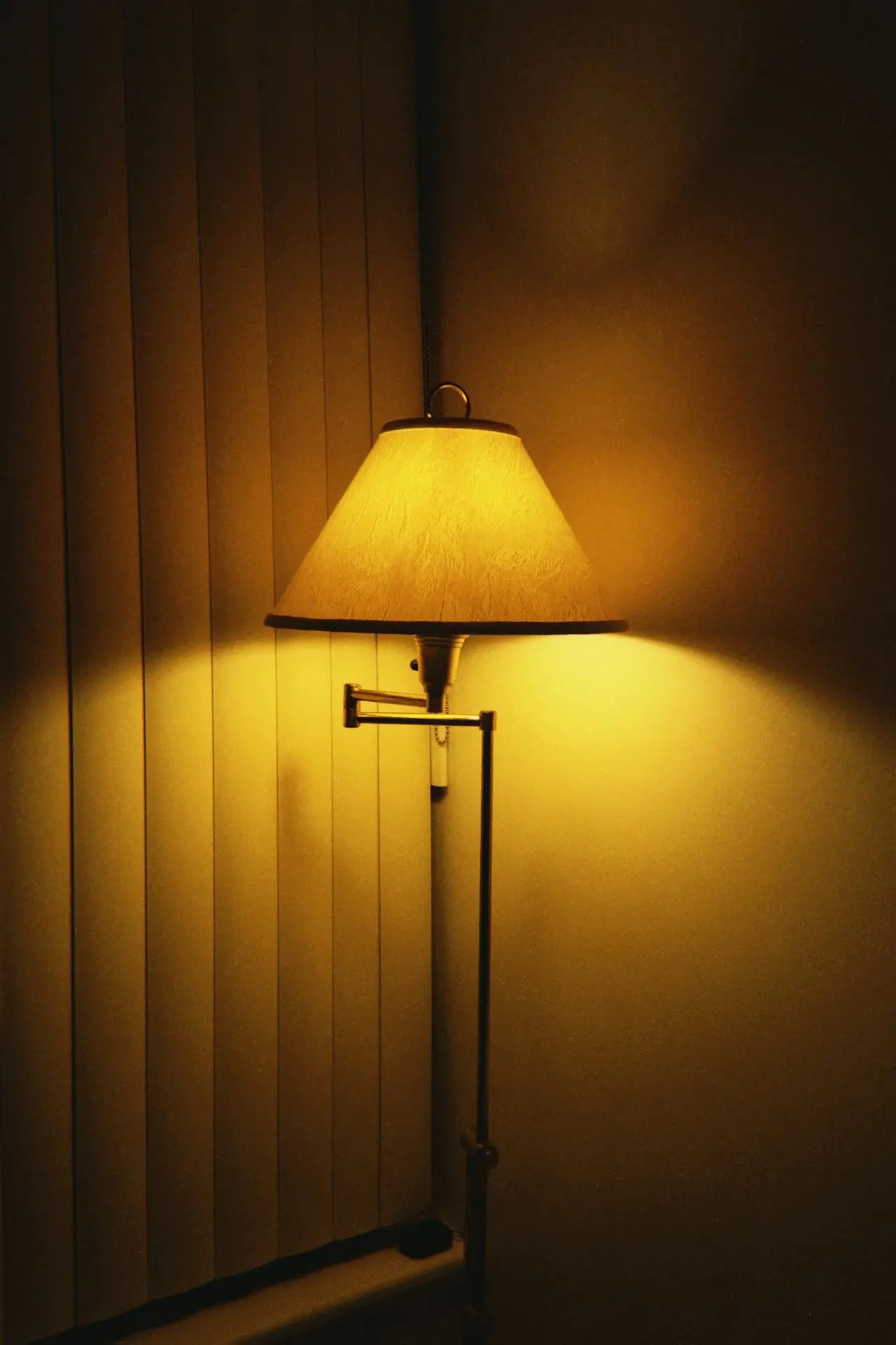 Żaluzje pionowe (verticale) — realizacja